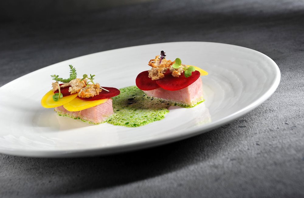 Prague ham, beetroot, beets, caraway bread 